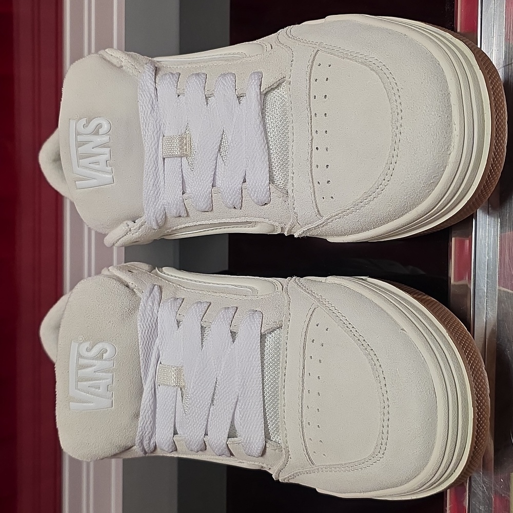 Vans Hylane Marshmallow Sneakers – Men’s 11 Women’s 12.5 – New - Picture 2 of 4